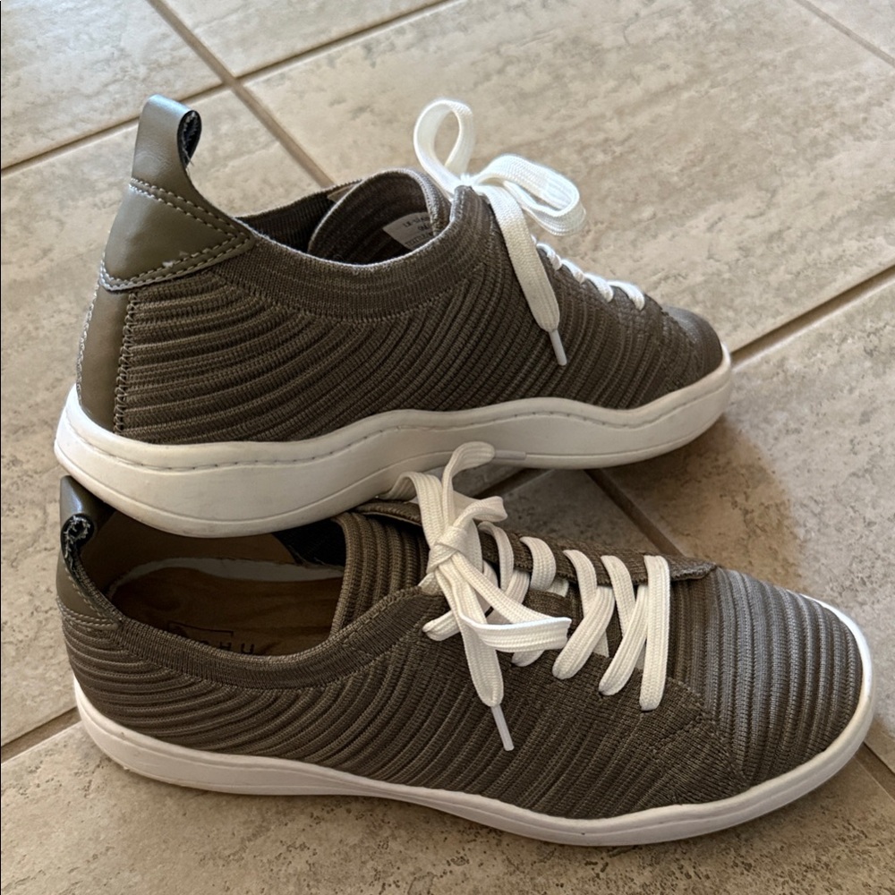 ShuShop Olive and White Women's Sneakers